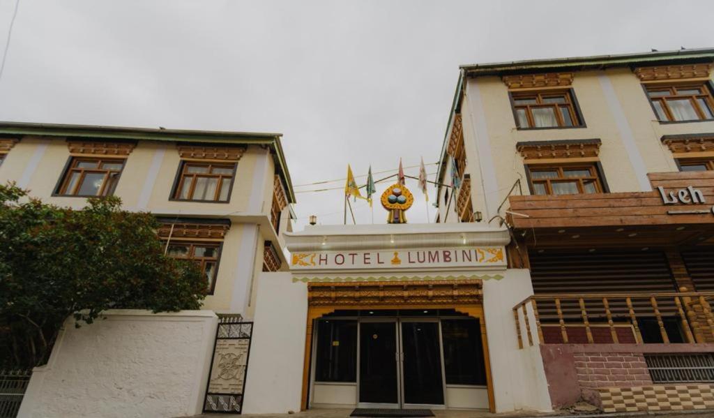 Hotel Lumbini Leh Exteriör bild